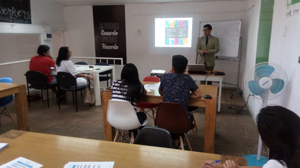 ImpulsaCowork's tweet photo. #NEUROMARKETING 1 de cada 3 compras se realizan por impulso (el cliente busca razones para justificar la compra). Aplica los Tips de Estrategias de Neuromarketing. Y potencia las Ventas de tu emprendimiento. Activa los sentidos del cliente! #Iquique @CorfoTarapaca @CorporacionTar https://t.co/6SAqN2vteF