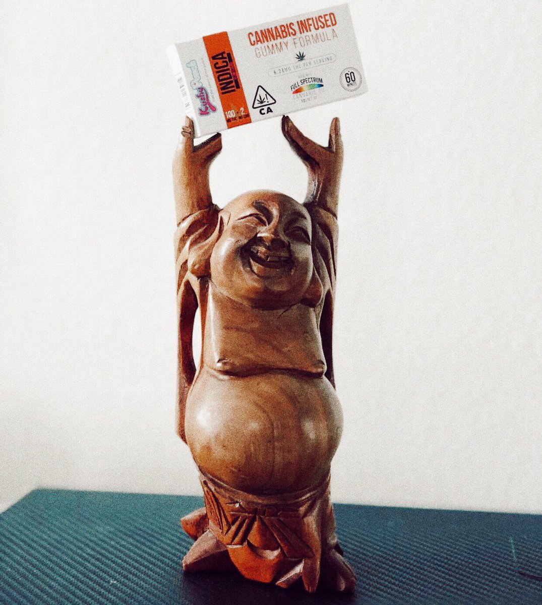 CannAlign's tweet photo. Find your Inner Buddha with @getkushypunch Indica Gummies. Click on the link in our bio to learn and shop for Kushy Punch in your local area #Cannalign #FindLegalCannabis ☮️ https://t.co/p9HBjZ4yTt