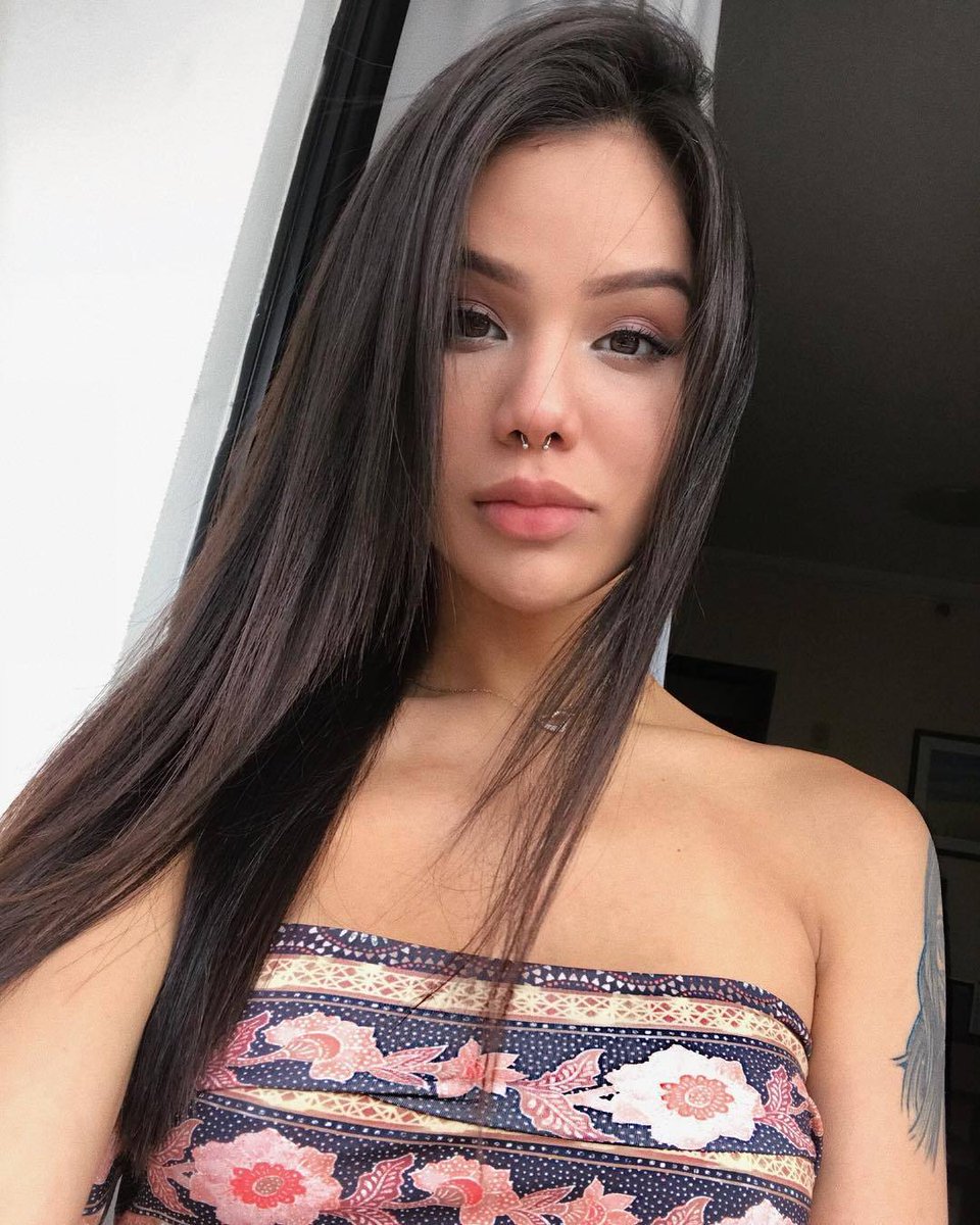 Anfisa bilan jinsiy aloqa parodiyasi