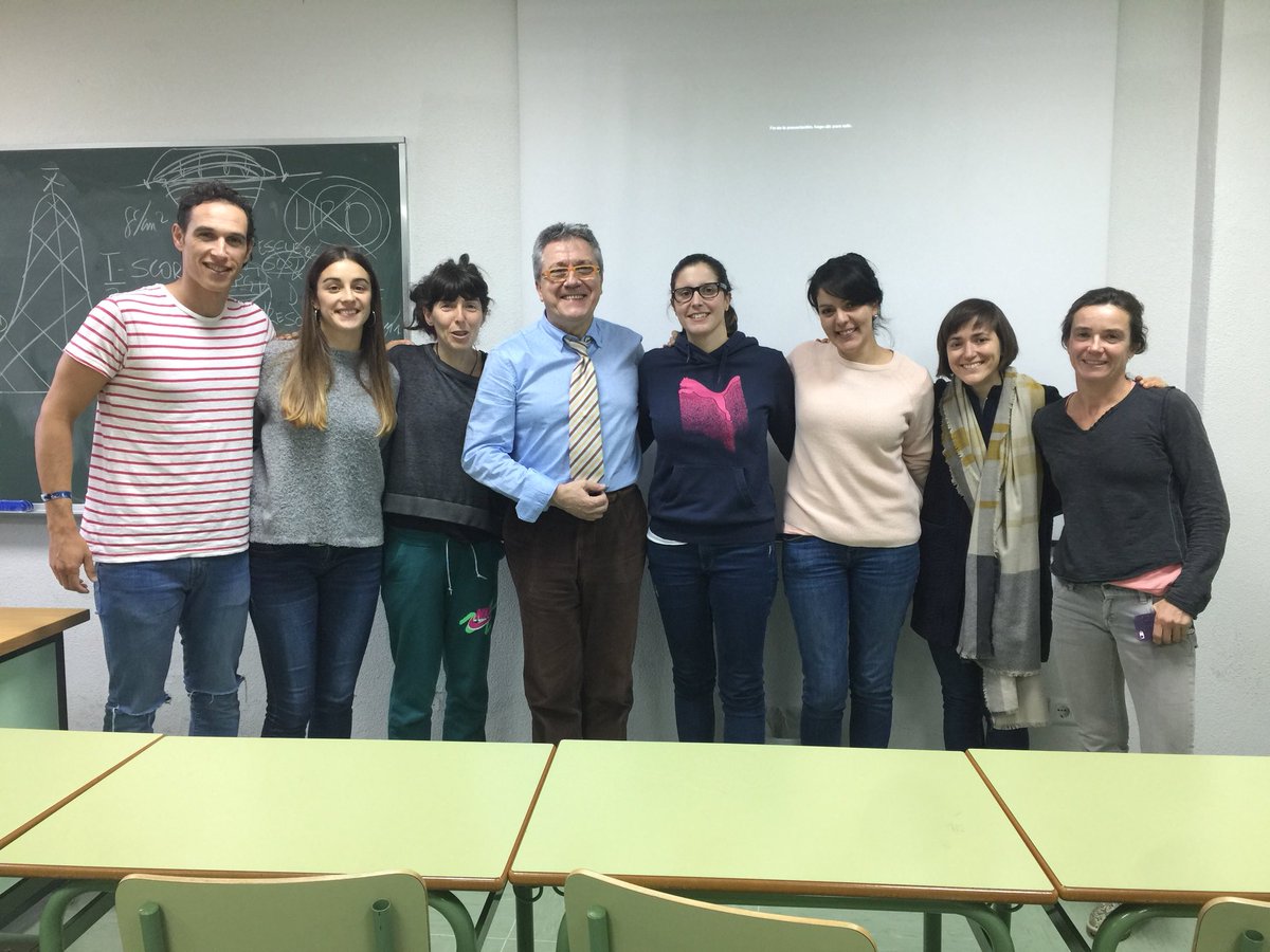 Acosta_Alcoba's tweet photo. Encantados con las horas que hemos pasado ampliando conocimientos con @doctorneyro , Gracias @mujerdxtinef https://t.co/IhuqYpNbrH