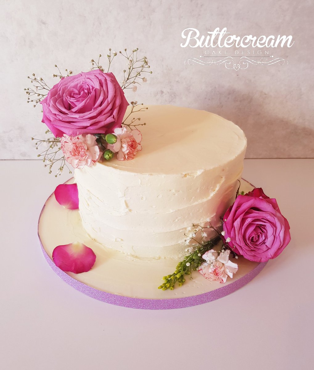Buttercream Cakes tweet media