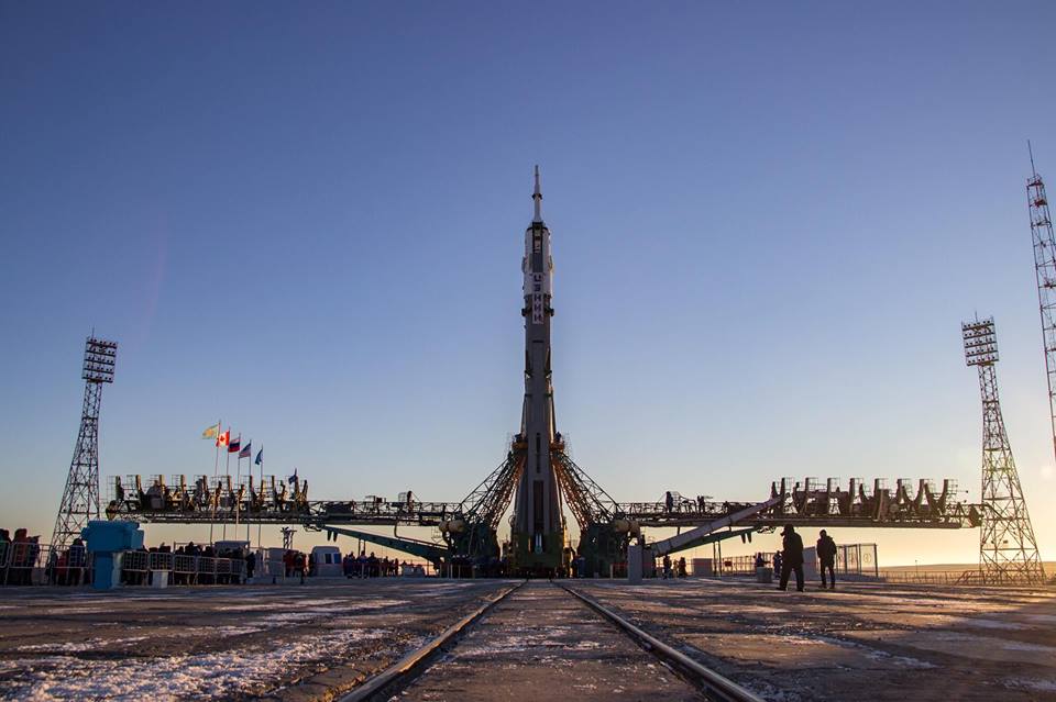 Look at <a href="/Astro_DavidS/">David Saint-Jacques</a>’ ride! What a beauty! All set for his launch on December 3! For more info: asc-csa.gc.ca/eng/missions/e…. #DareToExplore #CoolRides

Photos: <a href="/SeanInMotion/">Sean Costello</a>