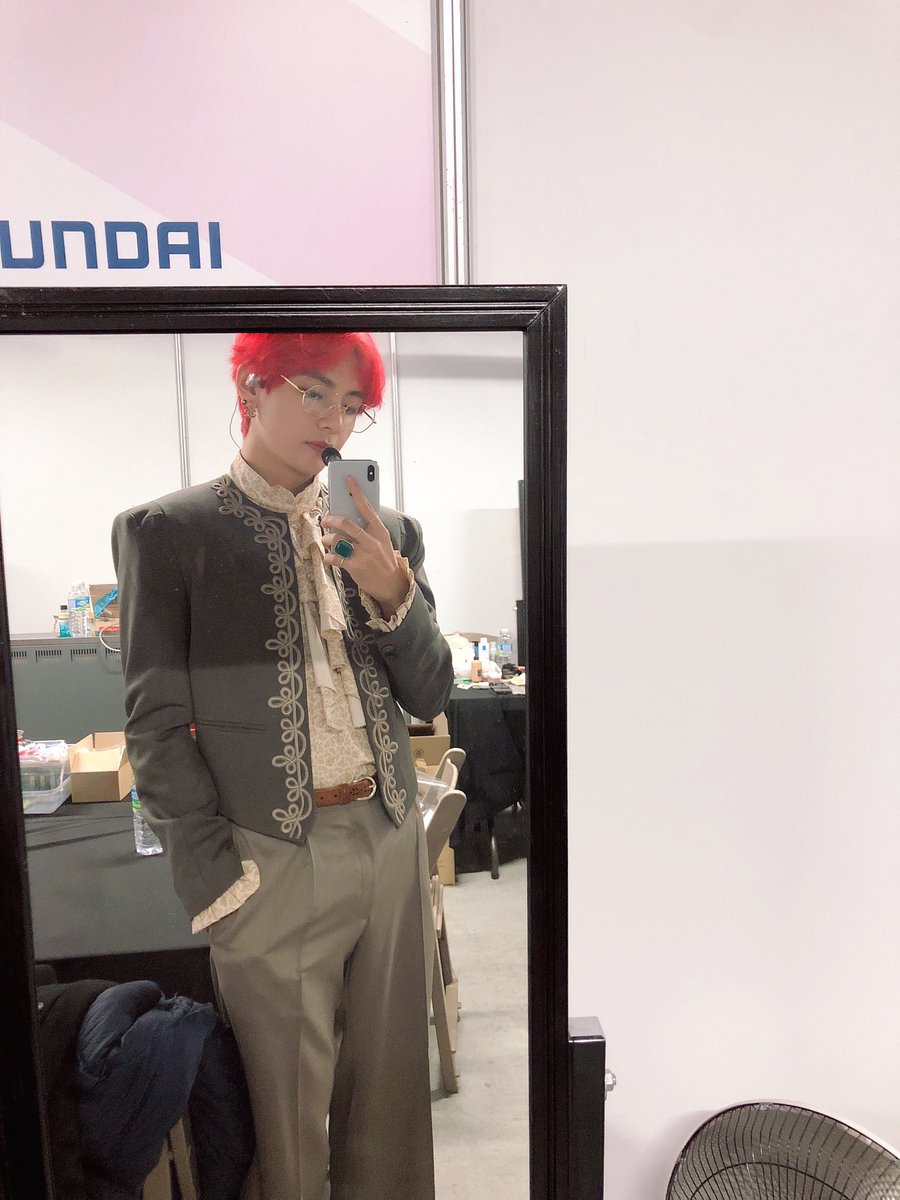 Bts Taehyung Mirror Selfie