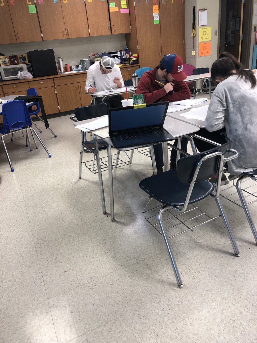 DrJCardwell's tweet image. A little ACT prep on this rainy Saturday morning! #dedicatedstudents @TCBOE_FHS @caprice_buttram #fayettevillewolves