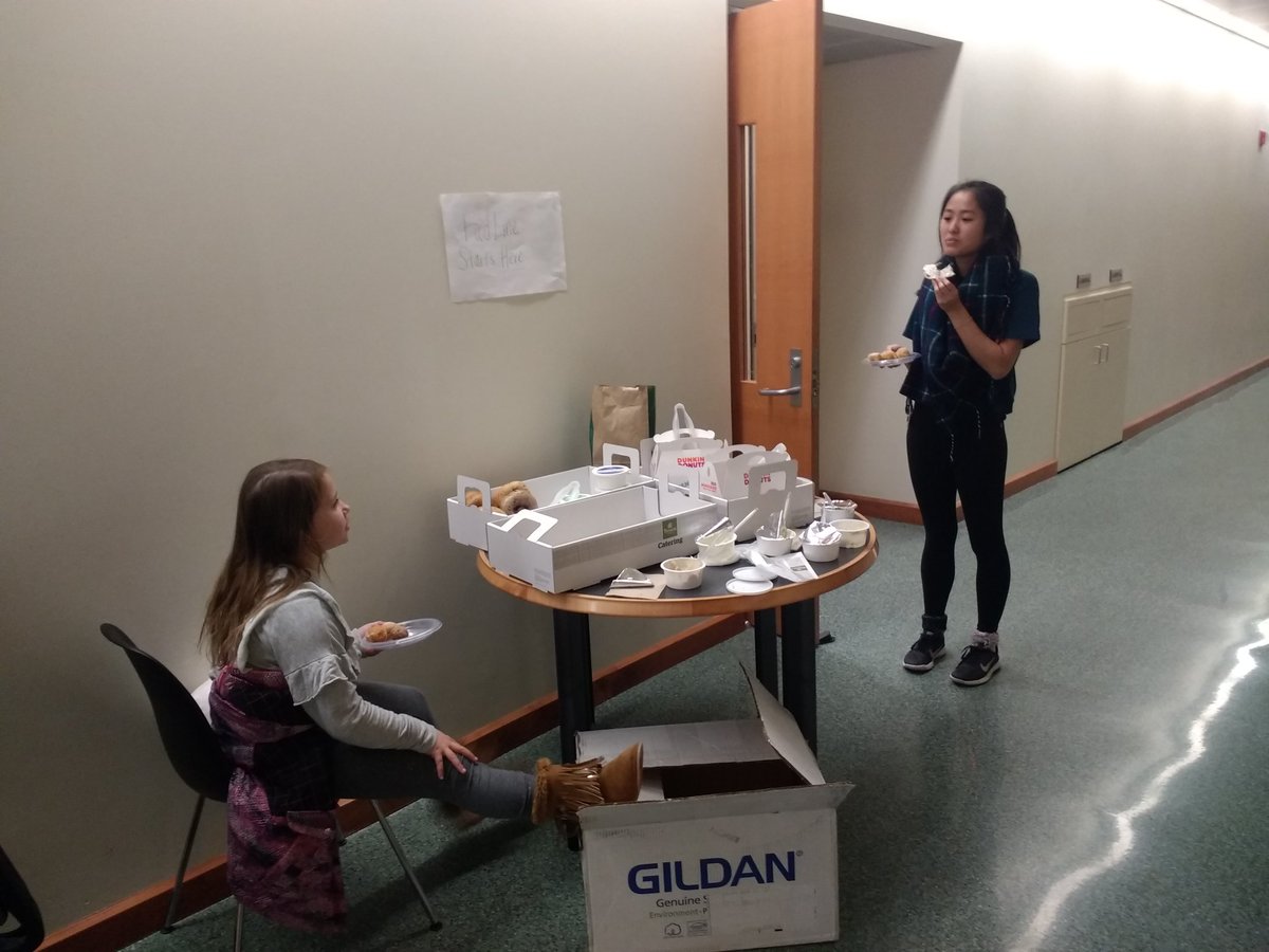 stevegdavis's tweet photo. Josie is explaining her website to @Ohlivia_302 of #HackIowa. Great way to kick off #CSEdWeek !!! https://t.co/yQfoALw3ml