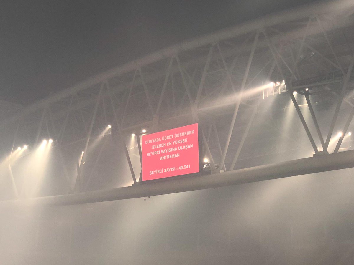 BURASI GALATASARAY YİNE İLK BİZ YAPIYORUZ YİNE TARİHE GEÇİYORUZ, YİNE GALATASARAYLI OLMANIN VERDİĞİ GURURU VE MUTLULUĞU YAŞIYORUZ İYİ Kİ VARSIN İYİ Kİ HAYATIMIZDASIN..! <a href="/GalatasaraySK/">Galatasaray SK</a>