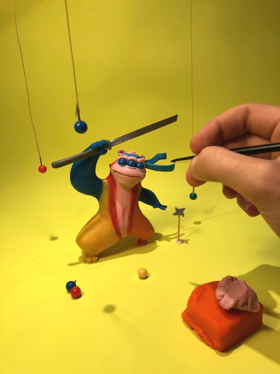 plazmaclay's tweet photo. This is Panja! 🖖 @letsmakemonster is an initiative aimed to teach children the power of their imaginations! - My prompt comes from João, age 9, from Brazil. Gravity and colors inspired my interpretation made by clay.  #monsterprojectunite #mpu_6 https://t.co/zmafUWOBCa