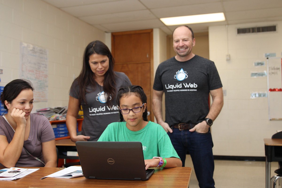 GusUniversity's tweet photo. π» Gus Garcia MS welcomes @LiquidWeb to the Family Code Jam! They are teaching this child @CodeCombat #python. #GGMSChargers #FamilyCodeJam https://t.co/JWpG0tCs7m