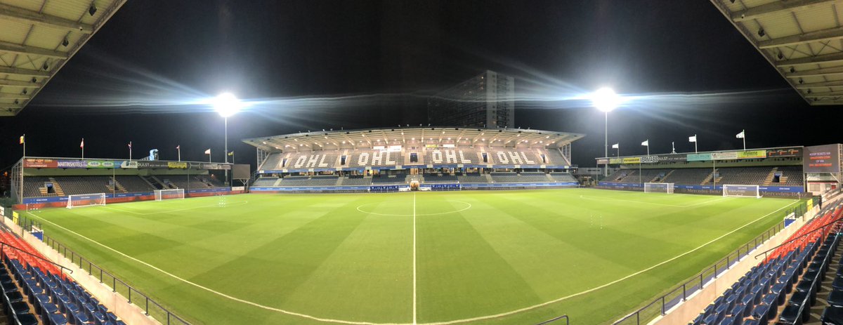 lukeRussell1992's tweet photo. Wet match day but we are ready to go @OHLeuven v @LommelSKOff  #wetwetwet #OHLLOM #proximusleague https://t.co/DnQGT2Ej7V
