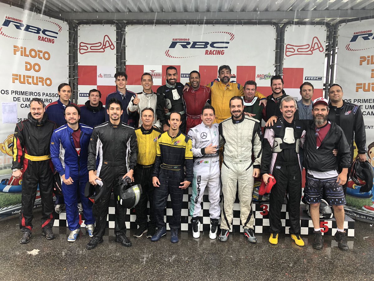 fkbh_kart's tweet photo. Pilotos da 10a etapa e grande final fkbh 2018. #fkbh #rbcracing #kart https://t.co/qY3yVKkQZd