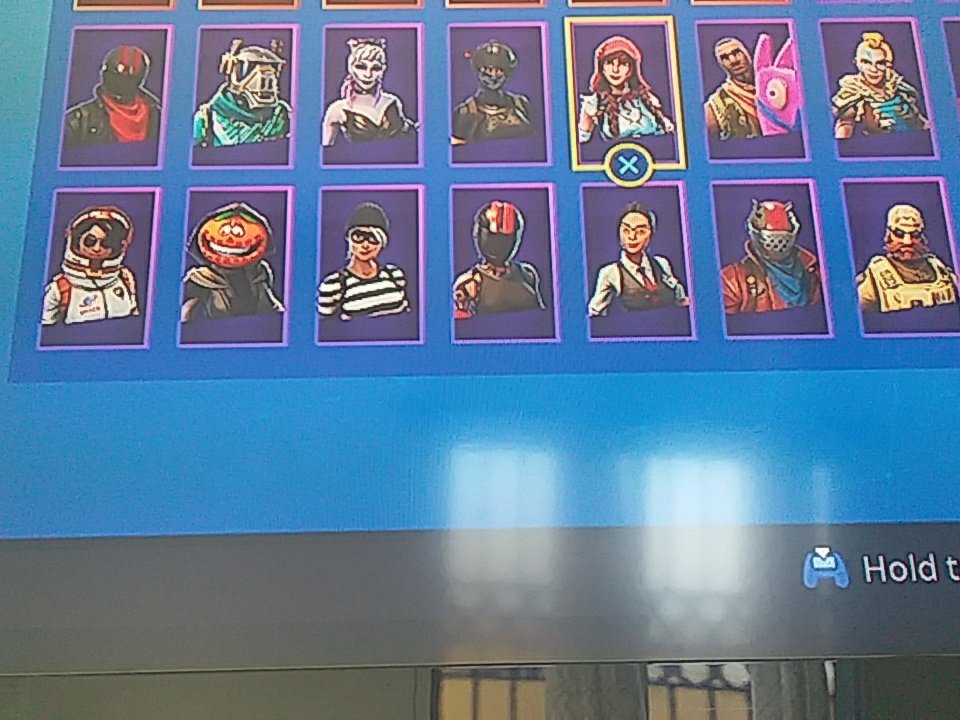 itsramos3's tweet photo. Vendo mi cuenta de fortnite

Pase del 2 al 6
Skull tropper
Guadaña
46 skins https://t.co/svXDnxEIMv