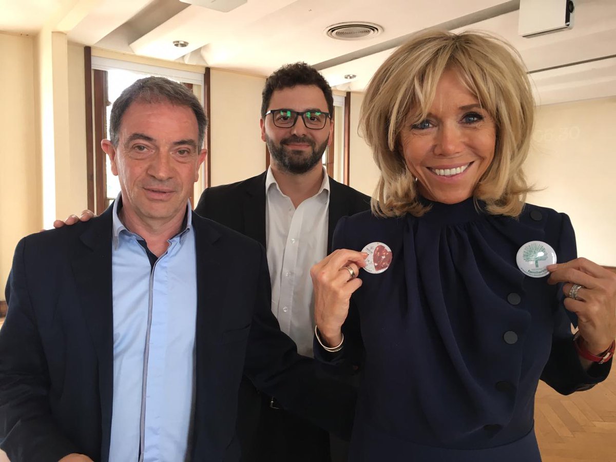 Abuelas de Plaza de Mayo tweet media