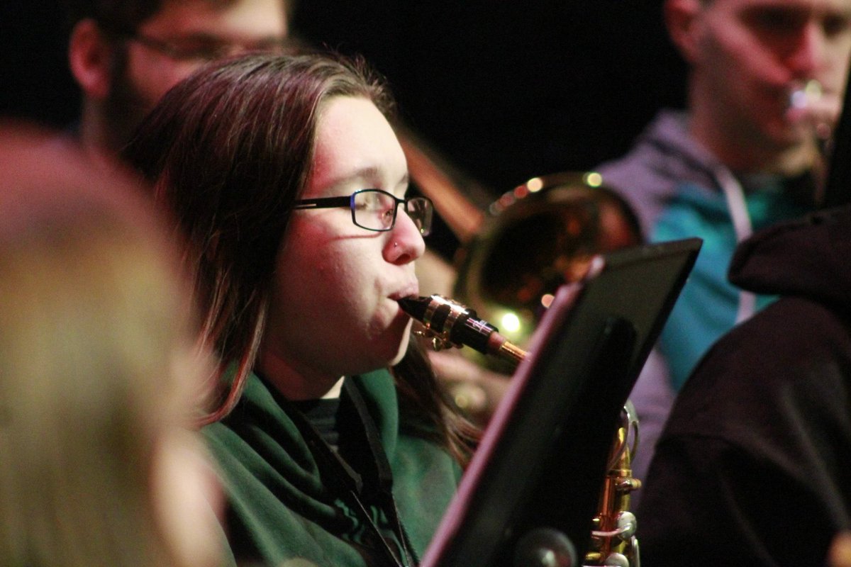 snpshtsbysteph's tweet photo. Tonight is Christmas at the Ritz! Come out and support the wonderful students of TU as we spread some holiday cheer! #tiffinu #tiffinmusic #tudt https://t.co/MdVwCaWFlq