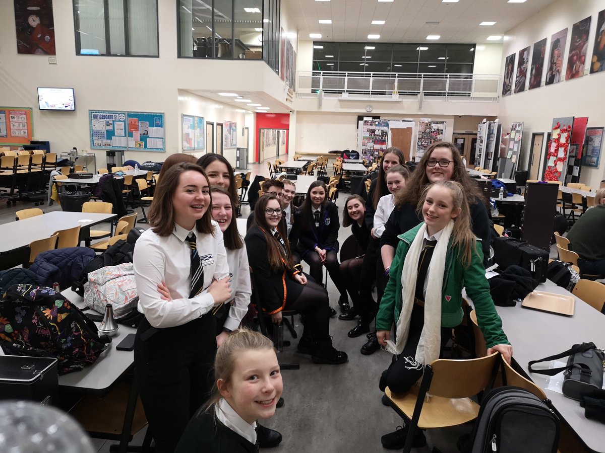 🏅Proud to announce that the Larkhall Academy Concert Band have achieved a Gold Award at the Scottish Concert Band Festival today with Jessica in S6 also winning the Outstanding Soloist Award! Next stop, Perth in March for the finals!🏅#scbf @LarkhallAc