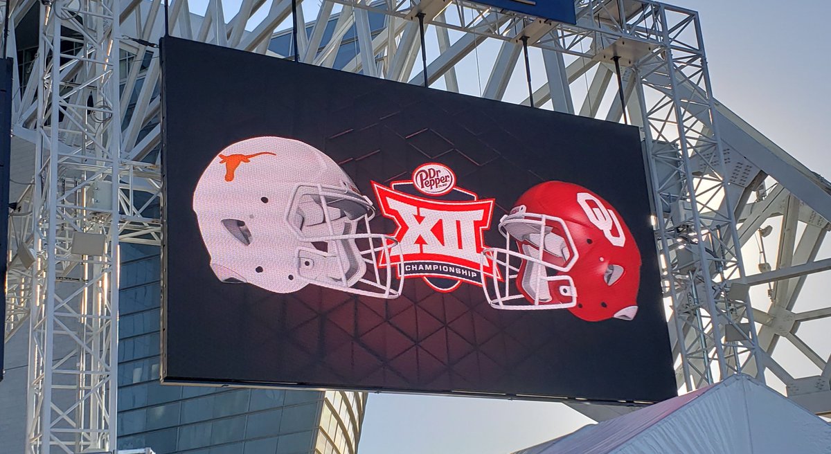 #Big12Championship  with Dad #HornsUp 🐂🐂🐂