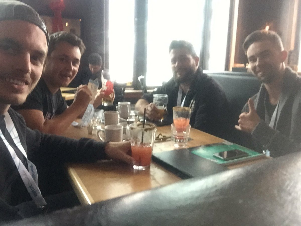 itspatobrien's tweet photo. @IntuitDev Step #1 brainstorm🍻#SmallBizHack https://t.co/c3WfdDMl9Z