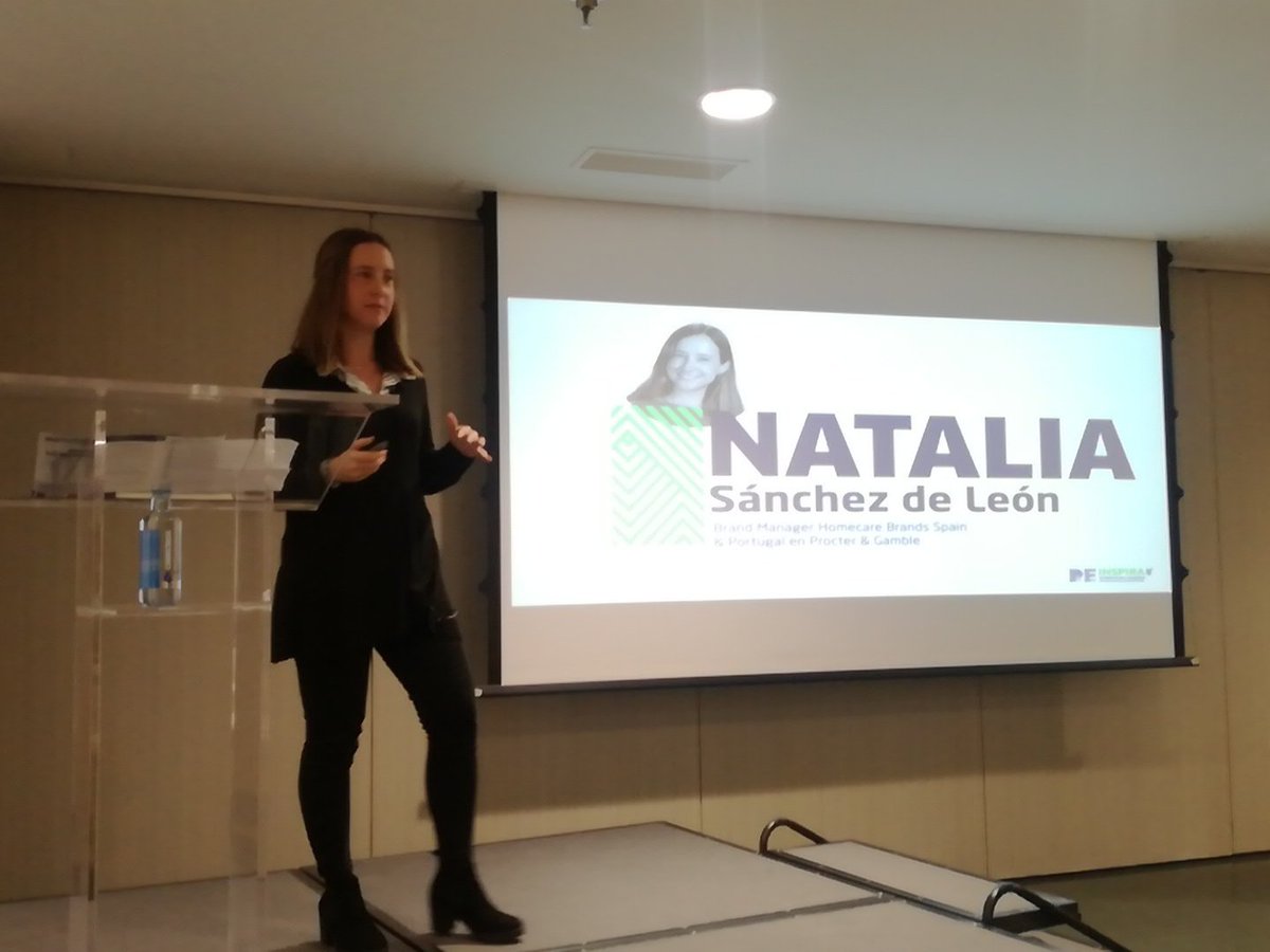 Natalia Sánchez de León nos habla del Marketing de consumo: ¿Se puede aplicar a la Iglesia y los jóvenes? #REinspira18