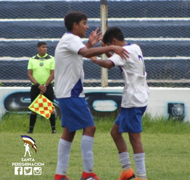 SiempreConVosJA's tweet photo. #RegionalDelNOA | Fecha 17

#Sub17: #JuventudAntoniana 2  - #Pellegrini 3. 

(Gerardo Neri / Nahuel Ibáñez) https://t.co/qz2pwguOYy
