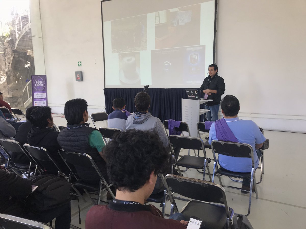 ElixirLangMx's tweet photo. Inicia la charla de @Sohjiro Pragmatic Full Text Search = Postgres |> Ecto |> Elixir #ElixirConfMx18 https://t.co/yBIk29RlrU