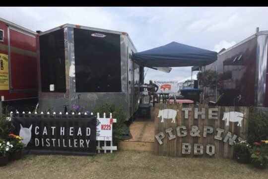 fondrenlock's tweet photo. BOLO
Be on the lookout for this 24 ft black trailer stolen from Pig &amp; Pint early this morning 😡 
suspect vehicle a Ford Explorer
Call 601-960-1234 if you have any information about this trailer https://t.co/NlkrVOKPrb