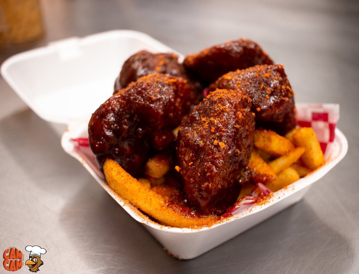 EatKOK_'s tweet photo. Guess what’s back? Our $5 box! In honor of finals week, KOK is giving a deal that you don’t want to miss!

ALL UL students with valid I.D. are eligible participants. You MUST show your I.D. at the time of purchase! 

!RETWEET THIS POST &amp; SCREENSHOT YOUR RT to participate
#eatKOK https://t.co/xTIQ0lWAEy