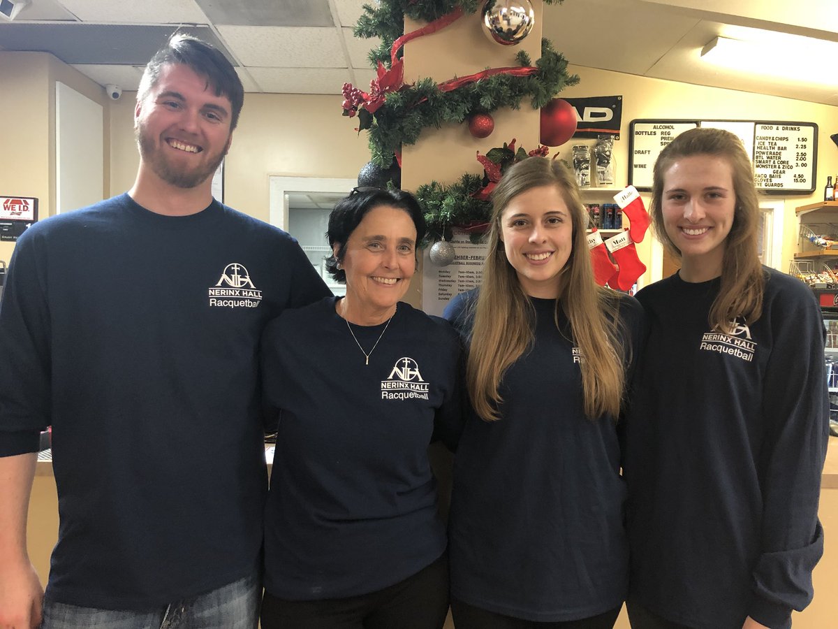 nerinxRQBALL's tweet photo. Twinning at Winter Rollout! #coaches #racquetball #nerinxhall https://t.co/qWVIyytr1N