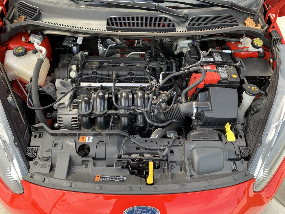 SpiresAutoSales's tweet photo. 2015 Ford Fiesta
51,314 miles
Sporty and fun to drive 5 speed with power SUNROOF. Sound system is amazing with a 10 inch kicker subwoofer professionally installed in the trunk. Bluetooth phone pairing for calls and music. Call us today at 863-332-8867. #carsforsale #lakeland https://t.co/3pdK7Oid1f