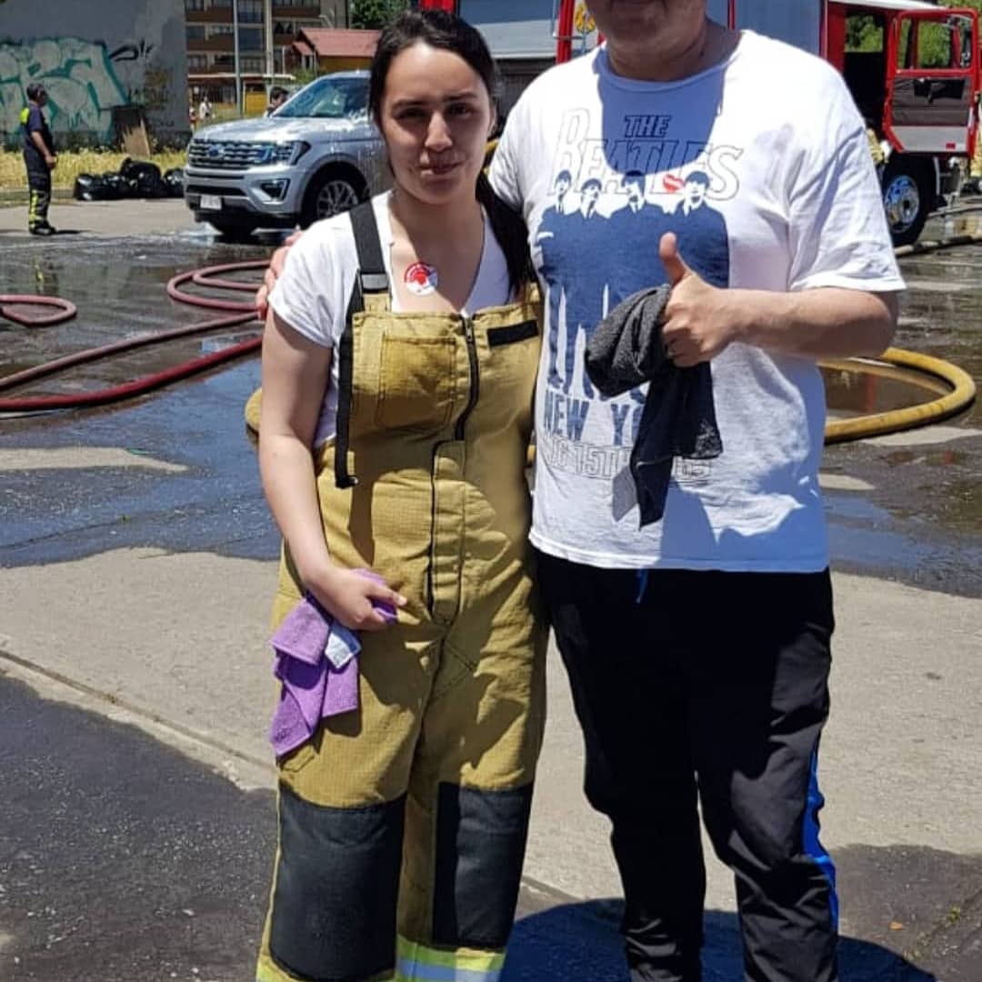 jaimejara212's tweet photo. @S_Schwartzmann @CentralSanPedro #lavaton #Teleton2018 #TeletonChile Bomberos San Pedro de la Paz en lavado de autos ayuda a la Teleton. https://t.co/iy76jwFlal