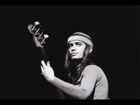 Today would have been Jaco Pastorius's 67 birthday. dld.bz/hgCEG  A one-of-a-kind artist who has never really been replaced on the jazz scene.