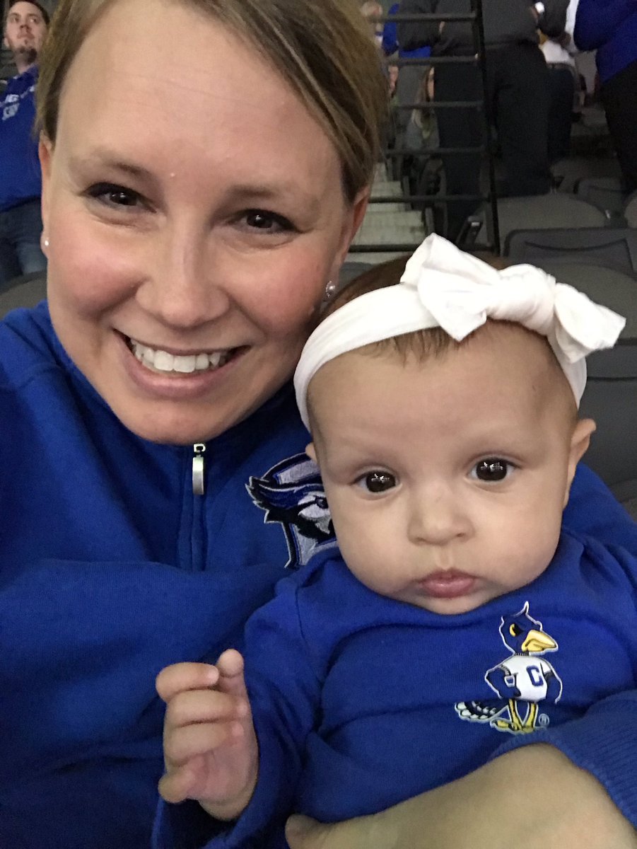 AbbeyWithAnEY's tweet photo. #GOJAYS 🏀 https://t.co/CvsM8DCQqw