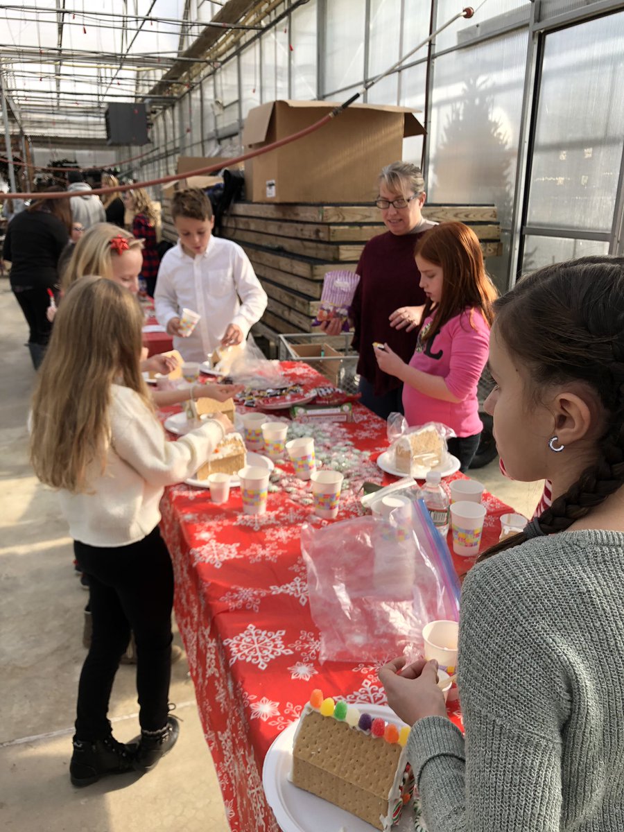 Our first ever gingerbread decorating event was a big hit at this years <a href="/LincroftSchool/">Lincroft Leopards</a> Winter Wonderland!