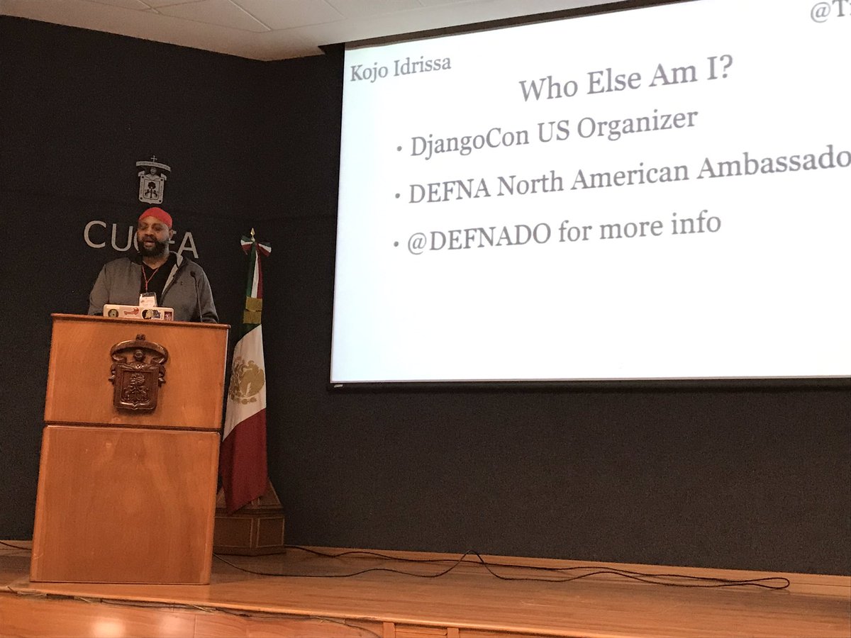 algosuna's tweet image. Guía de desarrollo de software para junior developers por @Transition #PythonDayMX2018