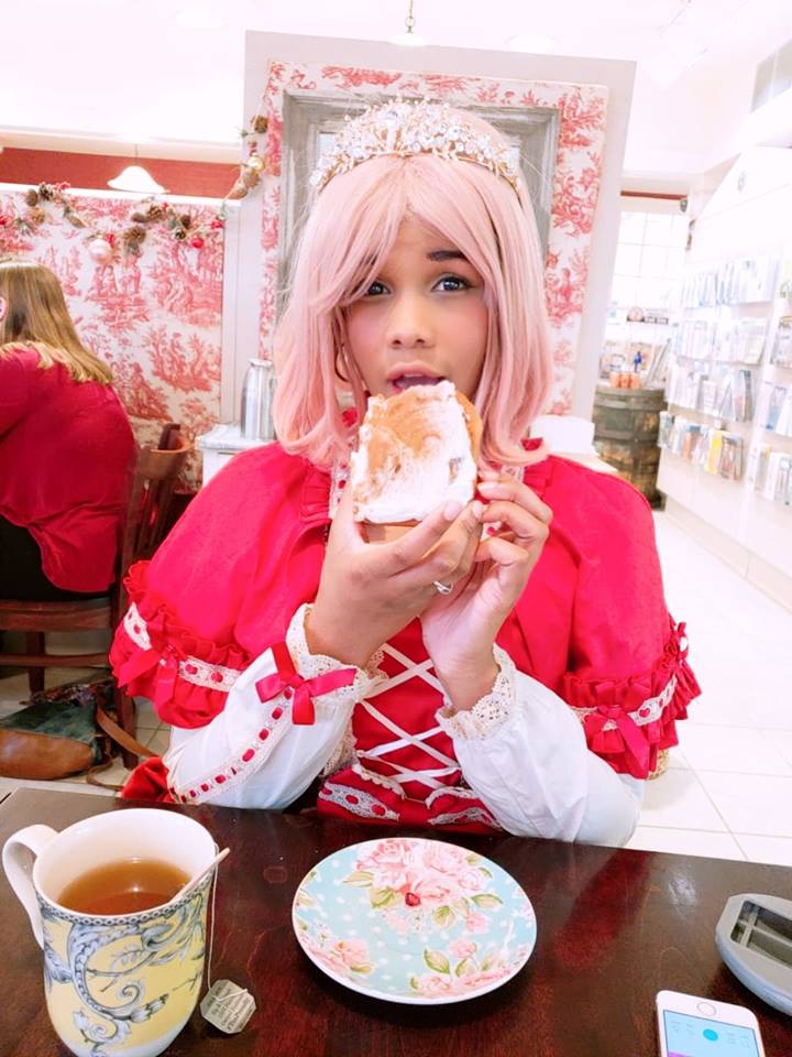 SoCuteParty's tweet photo. 🎀🍰☕️🧁❄️☃️✨👑Ambassadors Jala & Clair looking so adorable in Classic + Sweet lolita fashion. Looking great cuties!#StayKawaii
📸⭐️ @STARDROP__
#SoCUTEKawaiiAmbasadors #InternationalLolitaDay #SweetLolita #ClassicLolita #LolitaFashion #Kawaii #NHKKawaii #SoCUTEParty https://t.co/zcUoYKY1zw
