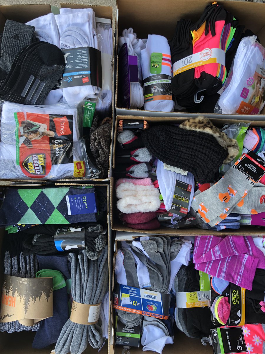 mlnansen's tweet image. PHS Link Crew’s #Socktober event collected 688 pairs of socks to be delivered to local organizations. This batch is going to the Parker Task Force! Thank you for your support Mustangs! @link_phs @phsmustangs