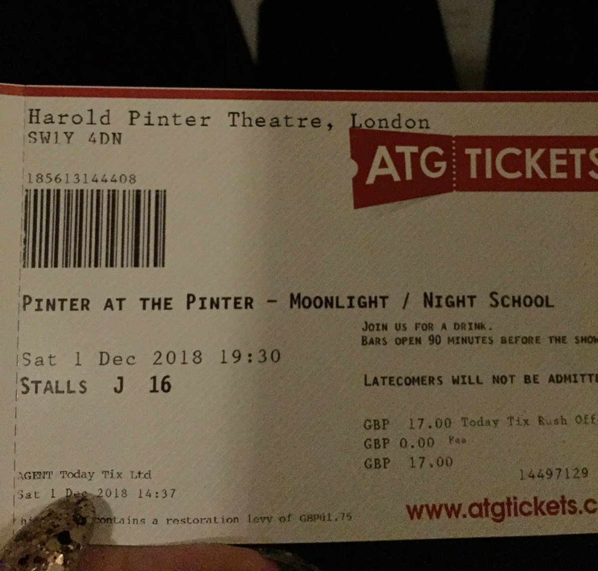 liinakaro11's tweet photo. Monday it was number 3 today it’s number 4. #PinteratthePinter #PinterFour #HaroldPinter #Rushtickets https://t.co/in30ggVWun