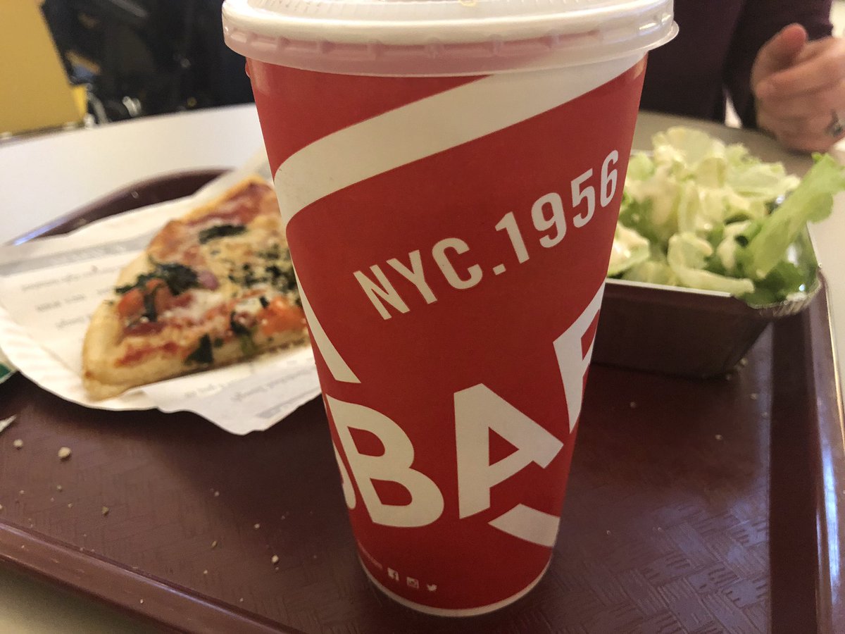 Alexandough's tweet image. #MiddleoftheMALL @Sbarro #Pizza #Sbarro #YUM #NYC @JODYHiGHROLLER #LoveYourselfTour #love #Gurnee