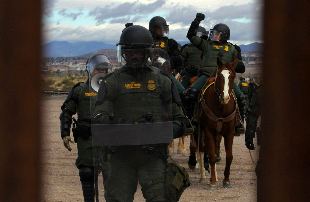 Hector Rodriguez Chavez - caravan invader pulls gun on border patrol