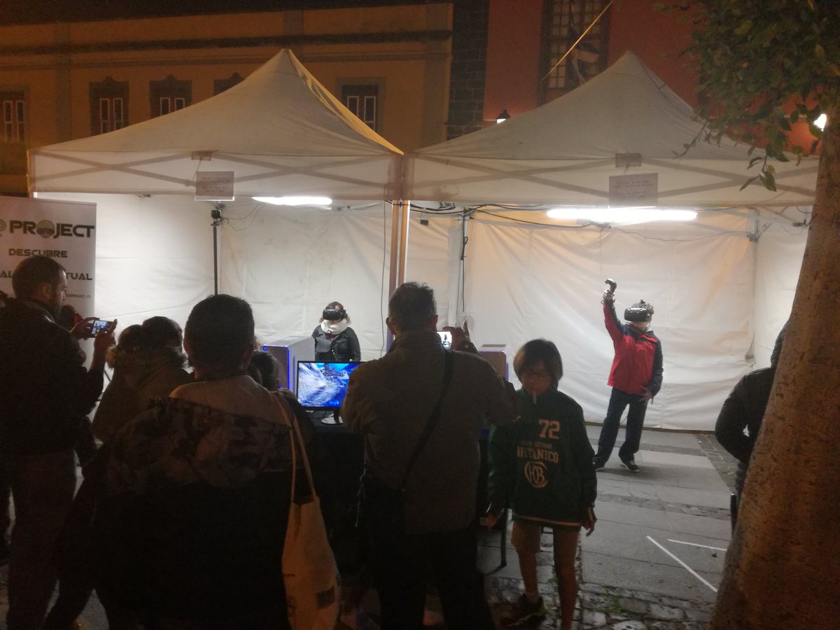 VRProject_es's tweet image. Todavía queda mucha fiesta en @LNBLaguna 
Música en vivo, talleres, y por supuesto Realidad Virtual de #VRProject 
Ven a Noche en Blanco La Laguna