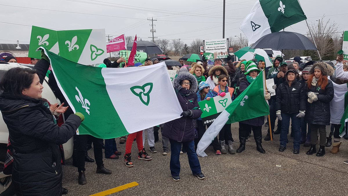 JPGagnier's tweet photo. Chanson Mon beau drapeau interprétée par les francophones de la région d'Essex #onfr #laRésistance @Respectfranco #NousSommesNousSerons https://t.co/Oc99lXQeFo