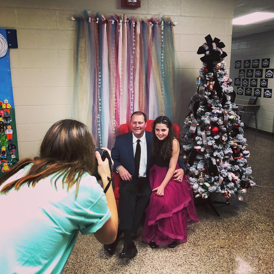 aperture_bbs's tweet photo. @Tate_gardenhire  and @lydiabeth2001 photographing the Daddy-Daughter Dance in uniform. #allinbucs https://t.co/Mtrgnc1Rce
