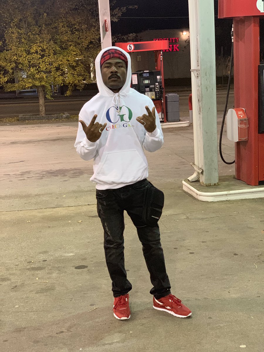 srt_check's tweet image. We all gone 4 long. I got drip for sell. Text my phone. #kingcheck #checkgame