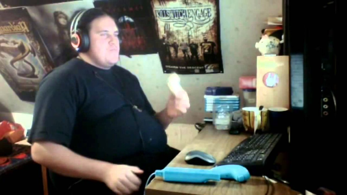 Niemals auf leeren Magen Frauen schlagen! #FrauenschlaegerWinkler