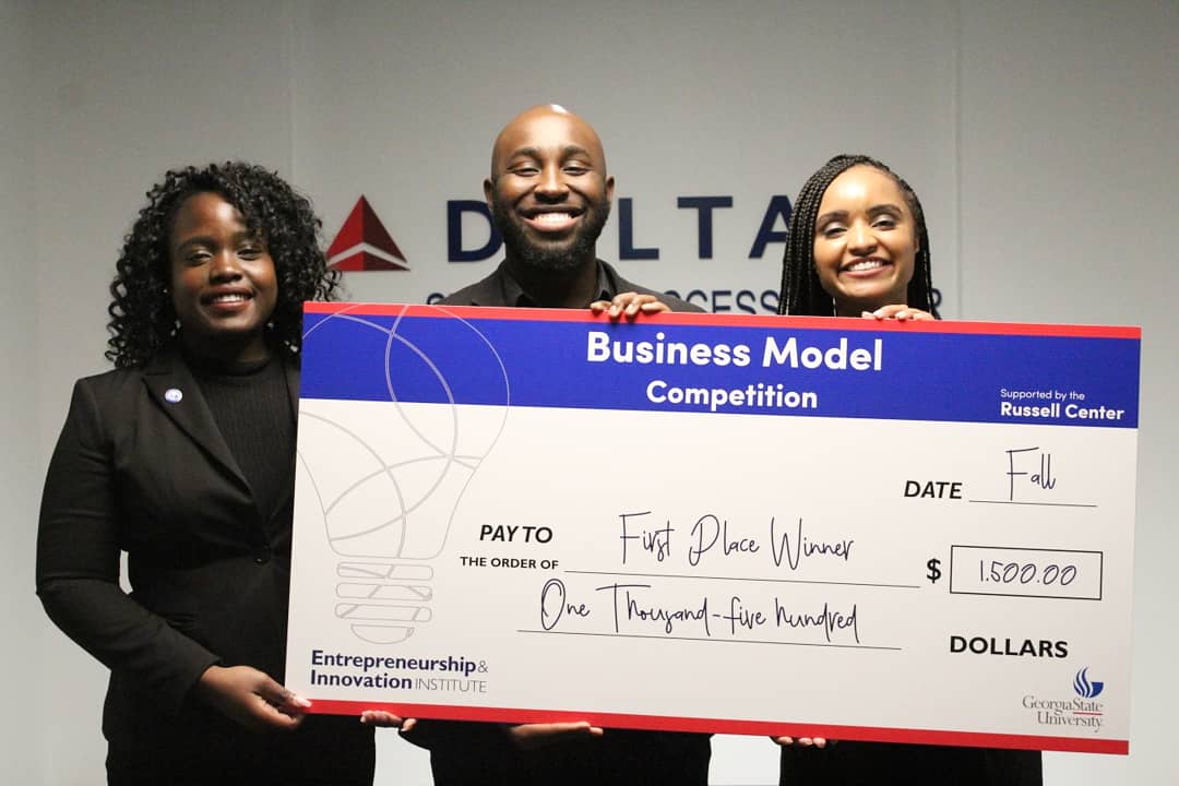 enigsu's tweet image. Another round of applause for the the #winners of the #HJRCE #BizModel #PitchCompetition18:
1st: ZenPod
2nd: Time-Out
3rd: Painted Silhouette Swimwear
Great work on crafting #TheBest #BusinessModels #TheStateWay! #ENIGSU #GeorgiaState #HJRCE #HJRCEBizModel