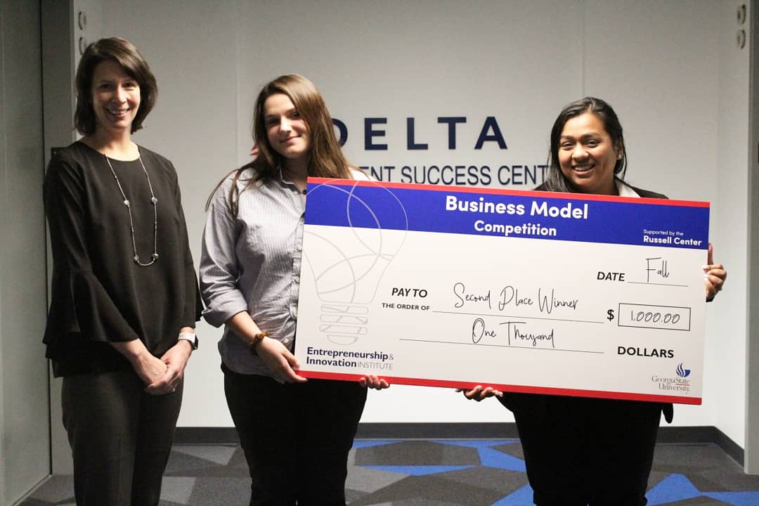 enigsu's tweet image. Another round of applause for the the #winners of the #HJRCE #BizModel #PitchCompetition18:
1st: ZenPod
2nd: Time-Out
3rd: Painted Silhouette Swimwear
Great work on crafting #TheBest #BusinessModels #TheStateWay! #ENIGSU #GeorgiaState #HJRCE #HJRCEBizModel