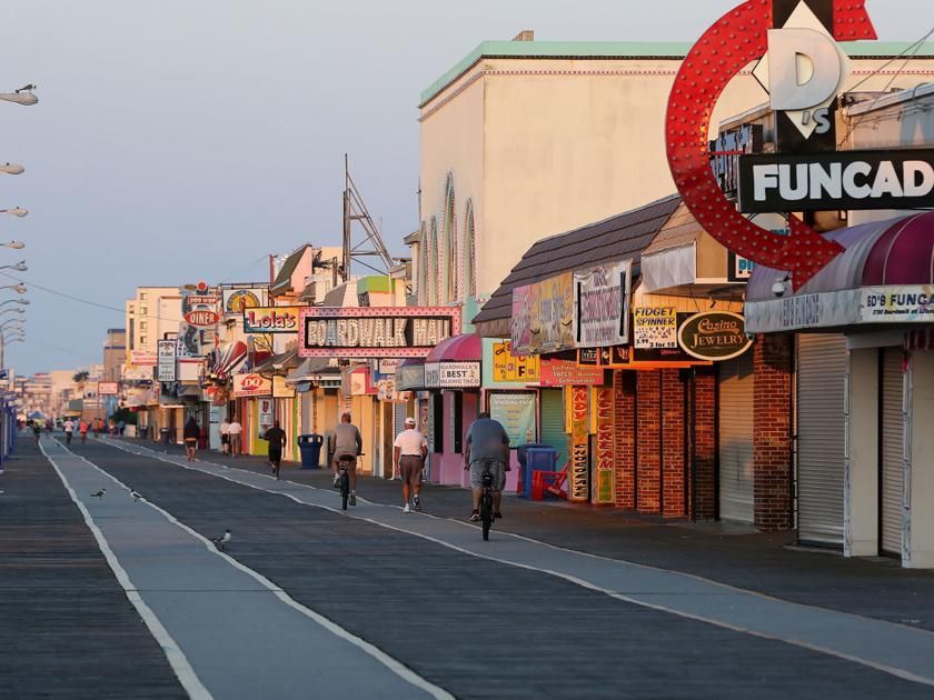 ThePressofAC's tweet image. A bill in the works to boost the minimum wage to $15 per hour has some seasonal shore businesses worried. buff.ly/2SnN8Ds