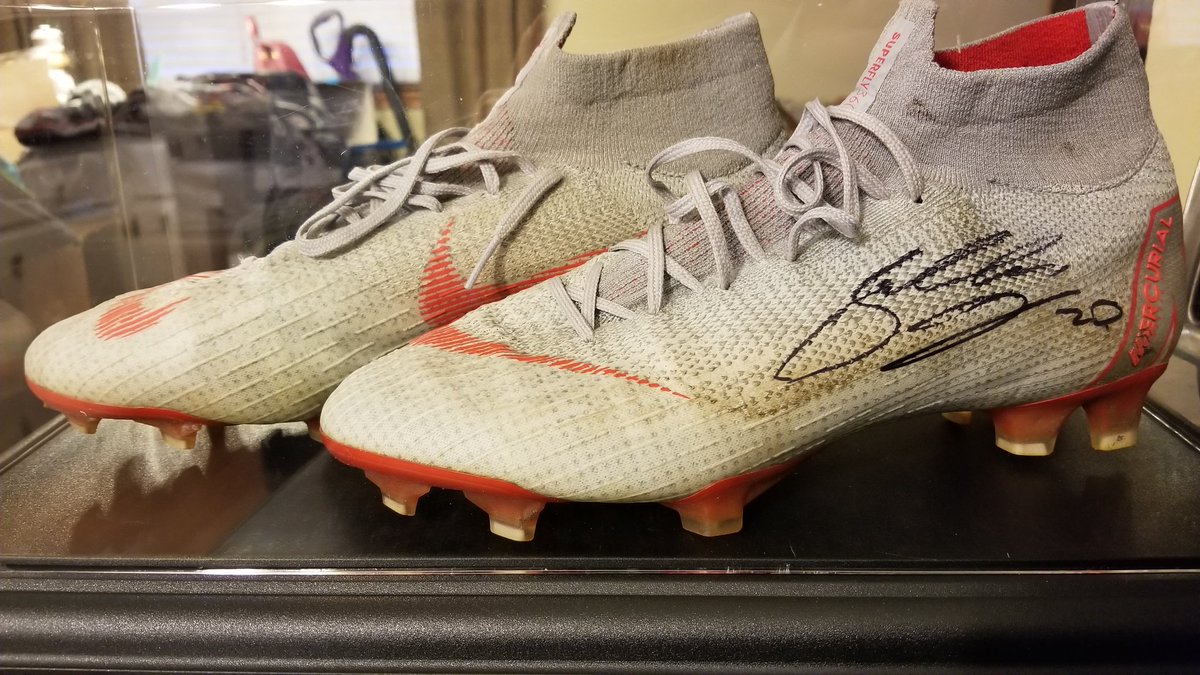 kylew1982's tweet image. Hey @danielsalloi thanks for a great season. I will display these properly. Thanks to @KitManSKC for all you do as well. Cheers