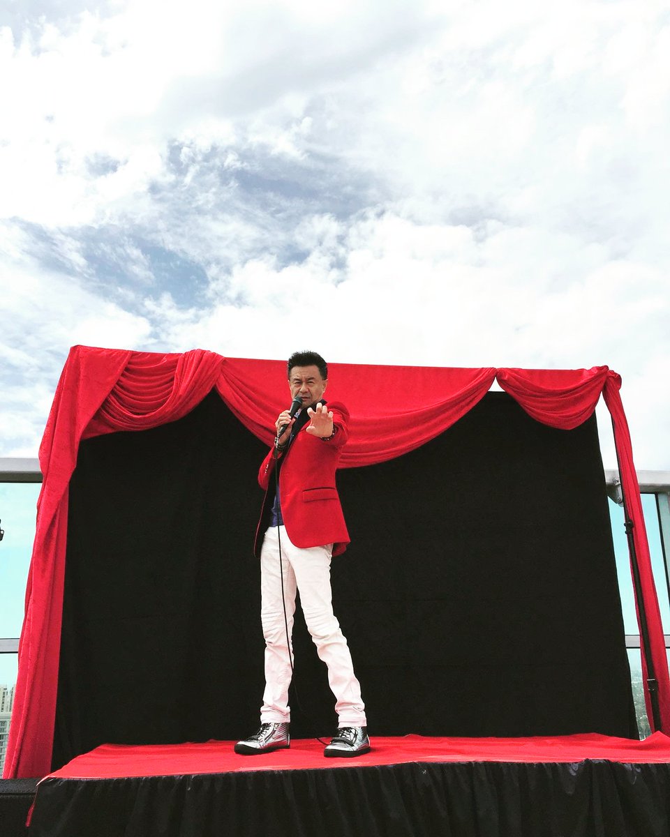RomeKanda's tweet photo. Rome Kanda's " One Man Show " at  Marina del Ray.

#onemanshow
#standup 
#comedian 
#comedy 
#hollywood 
#funny 
#funnyface
#majide
#isurvivedajapanesegameshow
#unbeatablebanzuke 
#japansegameshow
#japanesecomedian
#japanesetv
#host
#tedtalks 
#tedtalksspeaker https://t.co/HALUC5c21u