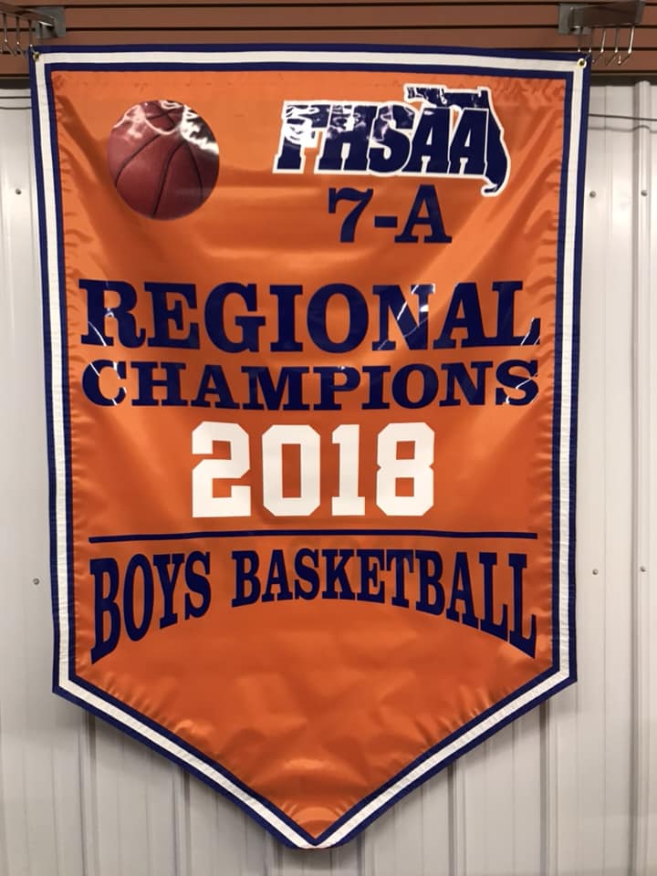 SportsPurch's tweet photo. Cape Coral High School in Florida is celebrating their recent regional championships and honoring successful alumni with custom nylon banners from Cabana Banners.
Read more: https://t.co/ytFrAZ4Bof
#SportsPurchasing https://t.co/h42kN3Fmhu