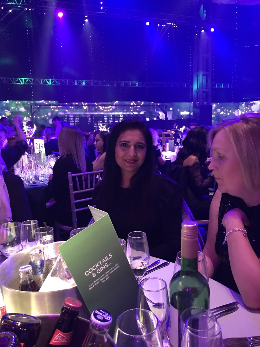 whild1's tweet photo. #necxmas18 Tara “any more bread out there ?” https://t.co/JY95ixyYZQ