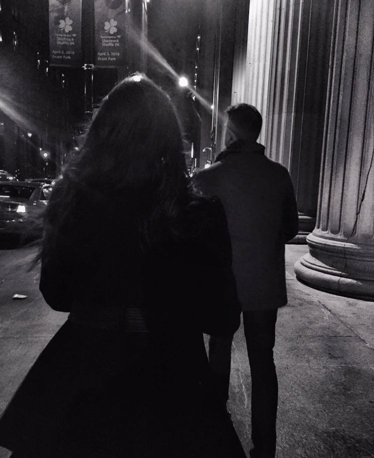 gdnightelizbeth's tweet image. Filmed 🎞 a couple scenes for Office Christmas Party 👄🎄🎬☺️🙏
#replippy #curlz #petticoats #dresses n #highheeledbootz #naturallyauburn #chi #bb 🍾 

Happy Satz / Happy December! 🎁 

👑❤️💋🌌🚀